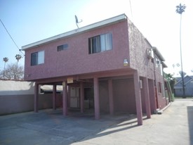 1437 S Cochran Ave in Los Angeles, CA - Foto de edificio - Building Photo