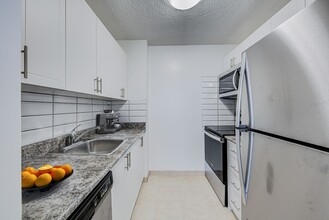 2797 Battleford Rd in Mississauga, ON - Building Photo - Building Photo
