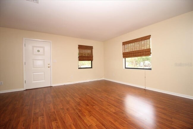 545 Young Pl in Lakeland, FL - Building Photo - Building Photo