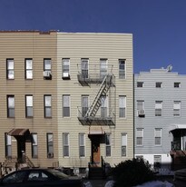 109 Java St in Brooklyn, NY - Building Photo