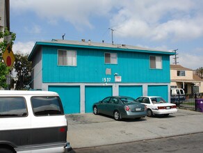 1537 Locust Ave in Long Beach, CA - Building Photo - Building Photo