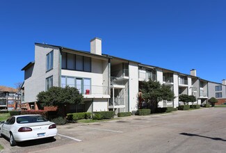 Cadence in Dallas, TX - Building Photo - Building Photo