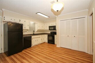 5301 Wooten Dr in Fort Worth, TX - Building Photo - Building Photo