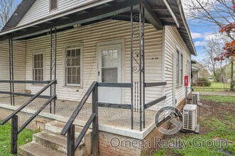 3210 Clopton St SW in Huntsville, AL - Building Photo - Building Photo