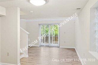 137 Freeland St in Pittsburgh, PA - Building Photo - Building Photo