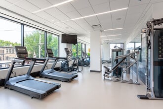 Sheffield of Lincoln Park in Chicago, IL - Building Photo - Interior Photo
