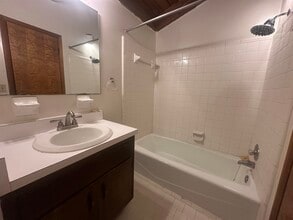 308 Wood Grove Ct in Tallahassee, FL - Building Photo - Building Photo