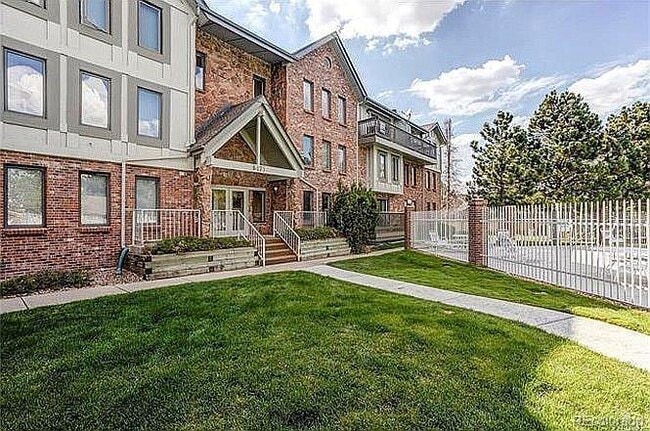 property at 6475 S Dayton St