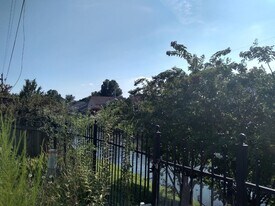 1685 Beaver Trail Dr in Cordova, TN - Building Photo