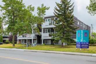 Lincoln Terrace in Calgary, AB - Building Photo - Building Photo