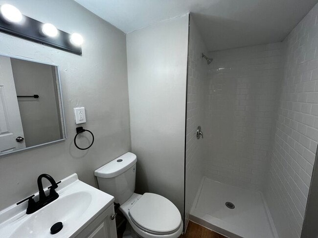 14 Beechwood St in Rochester, NY - Foto de edificio - Building Photo