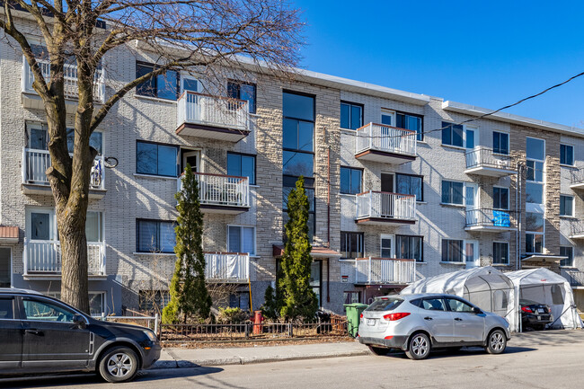 7490 Garnier in Montréal, QC - Building Photo - Building Photo