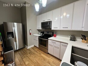 1563 N 4th St in Columbus, OH - Foto de edificio - Building Photo