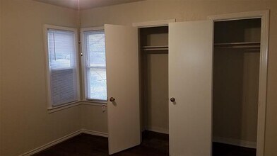 7458 Mohawk Ave in Fort Worth, TX - Building Photo - Building Photo