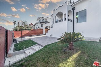 4724 W 18th St in Los Angeles, CA - Building Photo - Building Photo