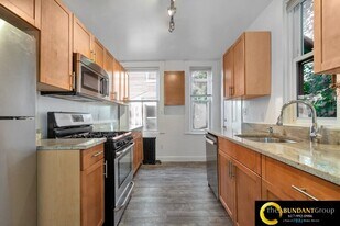 5 Murdock Ter in Boston, MA - Building Photo