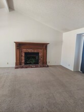 705 E Church Ave in Ridgecrest, CA - Building Photo - Building Photo