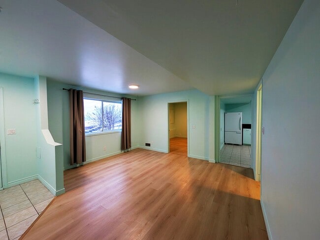 6224 Bonnie Ln in Peachland, BC - Building Photo - Building Photo