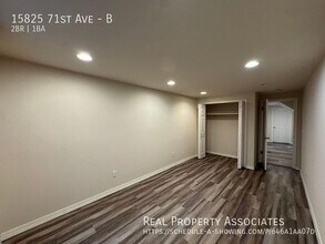 15825 71st Ave NE in Kenmore, WA - Building Photo - Building Photo