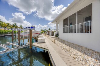 1395 Curlew Ave in Naples, FL - Building Photo - Building Photo