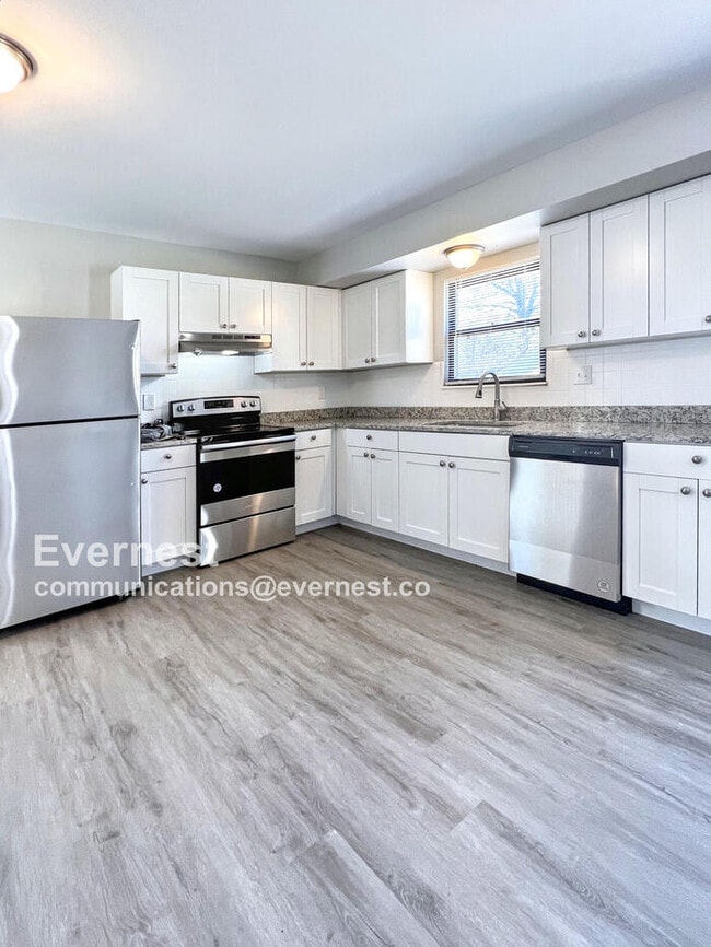 2961 Atlantic Park Ave in Florissant, MO - Building Photo - Building Photo