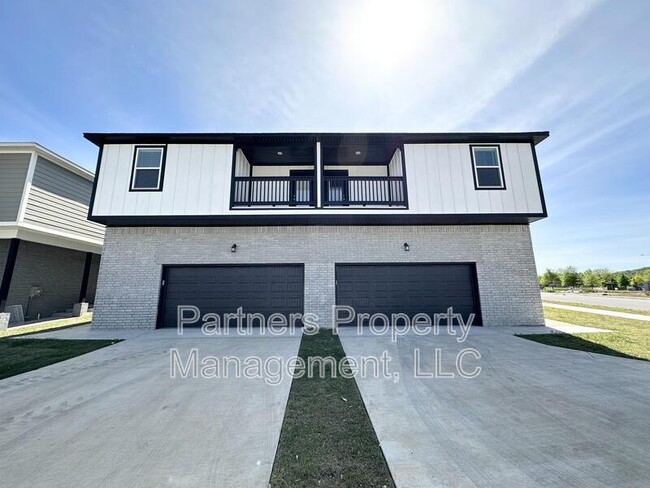 property at 1035 S Benchmark Ln