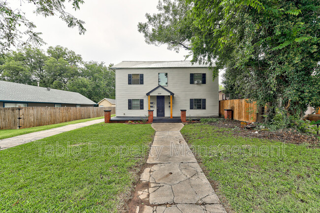 1919 NW 11th St in Oklahoma City, OK - Building Photo - Building Photo