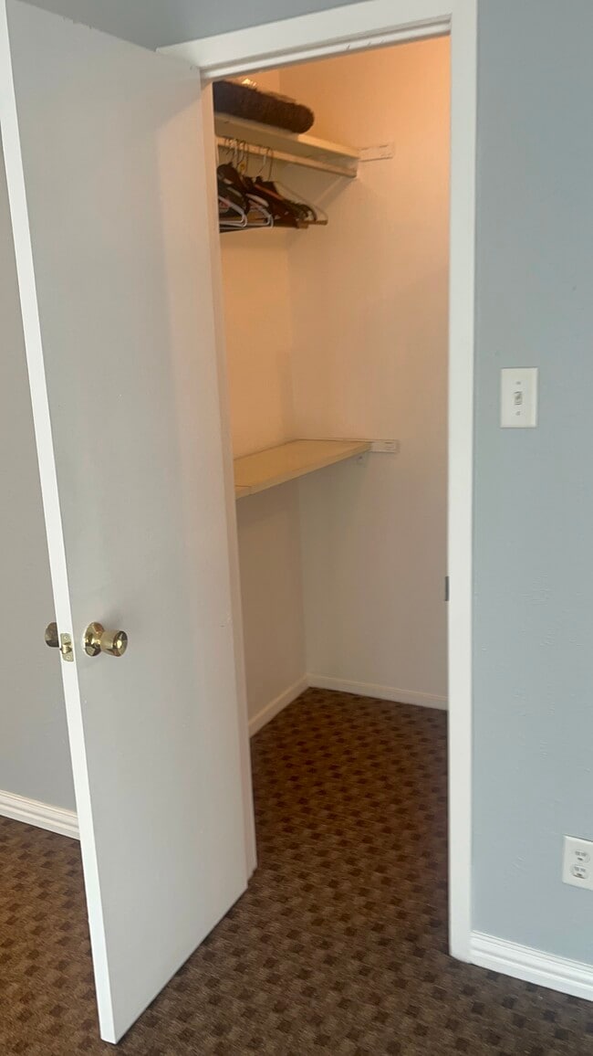 7145 Fair Oaks Ave in Dallas, TX - Building Photo - Building Photo