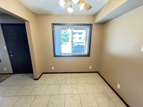 1822 Knox St in Lincoln, NE - Building Photo - Building Photo