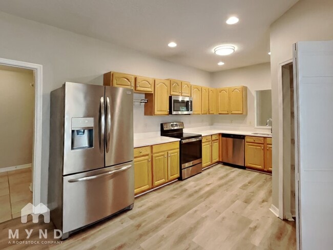 6041 Spring Creek Ct in Mount Dora, FL - Building Photo - Building Photo