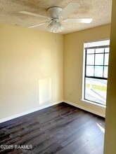 103 Brutus Dr in Youngsville, LA - Building Photo - Building Photo