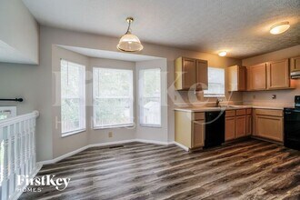 851 Spivey Ln in Galloway, OH - Building Photo - Building Photo