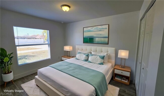 property at 2909 SW Santa Barbara Pl