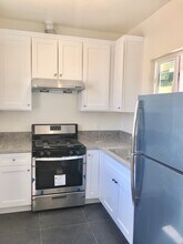 1046 Laurel Ave in Pomona, CA - Building Photo - Building Photo