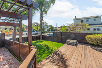 653 Marine St in Santa Monica, CA - Building Photo - Building Photo