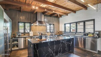 902 W Verde Ln in Phoenix, AZ - Building Photo