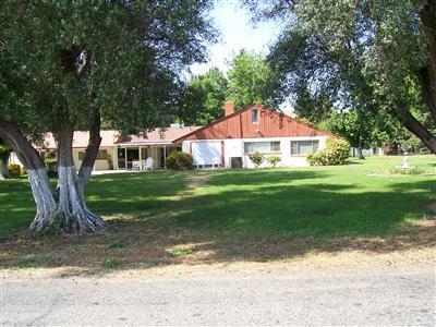 589 Obemeyer Ave in Gridley, CA - Building Photo