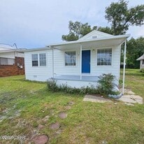 908 E Caroline Blvd in Panama City, FL - Building Photo