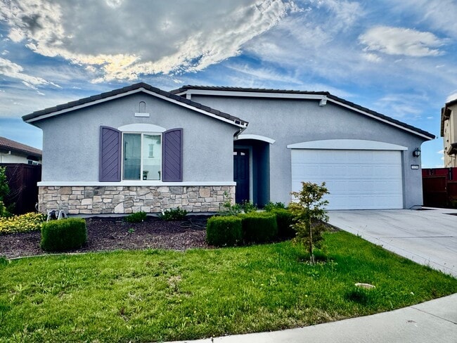 1120 Mambo Way in Roseville, CA - Building Photo - Building Photo