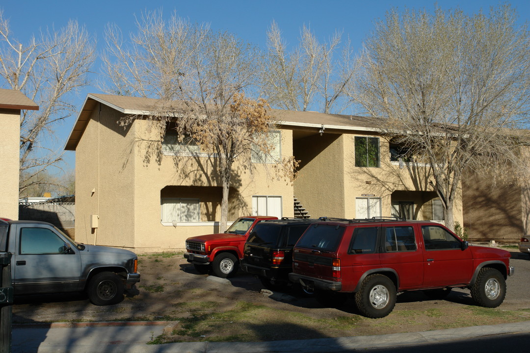 Mountain Vista in Las Vegas, NV - Building Photo