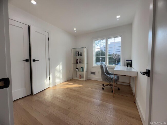 214-31 39th Ave in Queens, NY - Building Photo - Building Photo