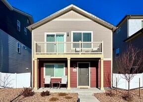 18261 E 51st Ave in Denver, CO - Building Photo