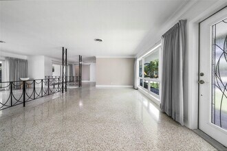 3140 Calle Largo Dr in Hollywood, FL - Building Photo - Building Photo
