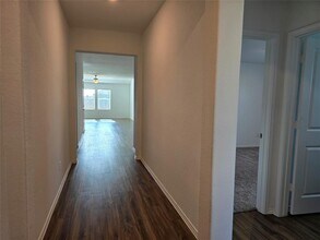 109 Mountain Maple St in Hutto, TX - Building Photo - Building Photo