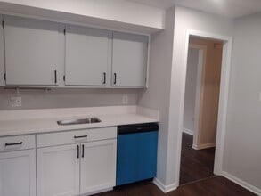 10 Pickersgill Sq in Owings Mills, MD - Foto de edificio - Building Photo