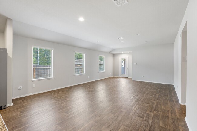 property at 14805 Prickly Pear Cv