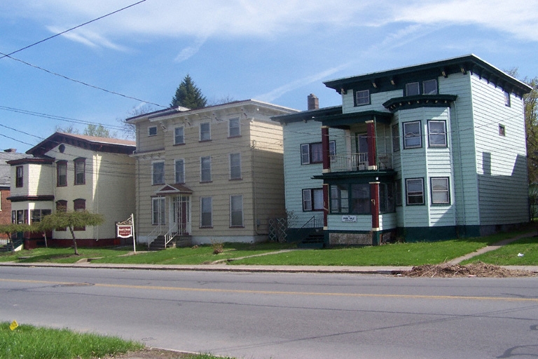 1019 Park Ave in Utica, NY - Foto de edificio