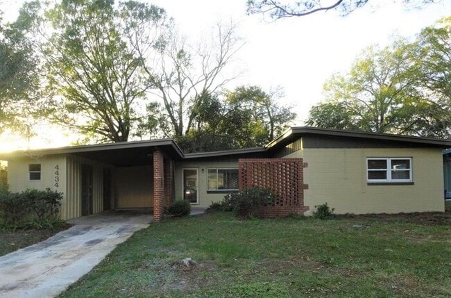 property at 4434 Ish Brant Rd W