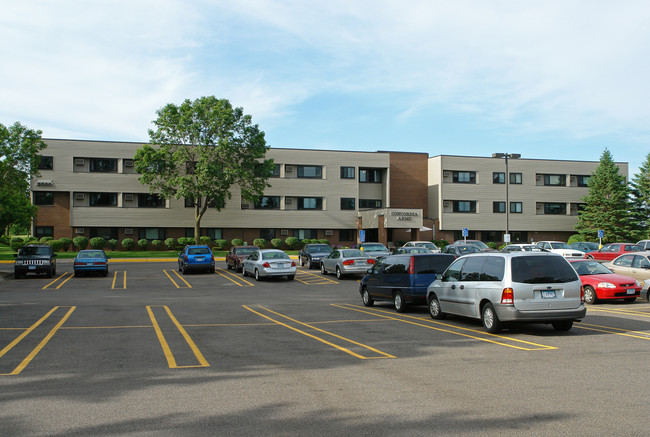 Concordia Arms in Maplewood, MN - Foto de edificio - Building Photo