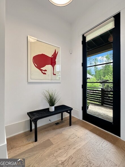 property at 300 Mado Ln